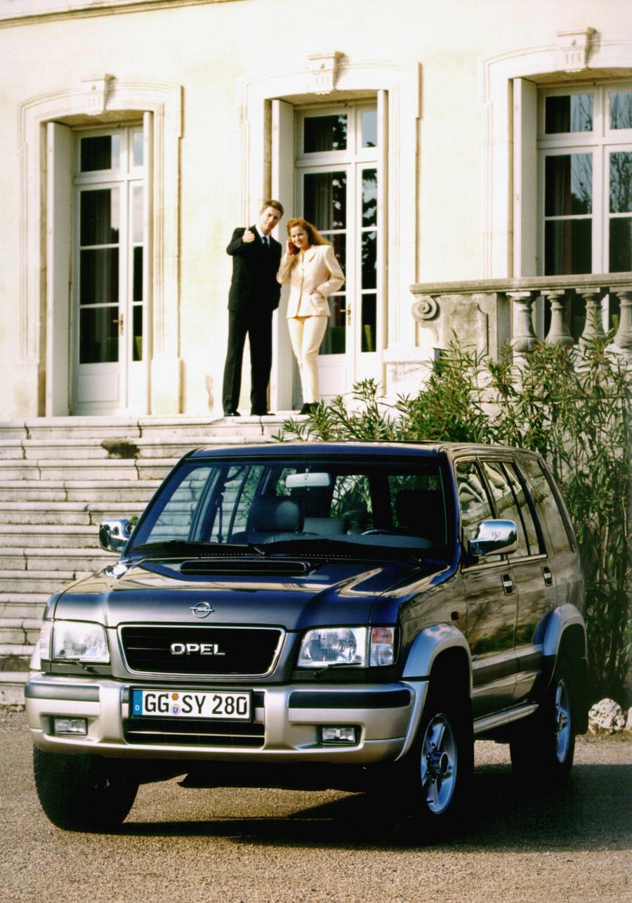  Opel Monterey 3.5 V6 Limited 1998 года  (фото 20 из 36)